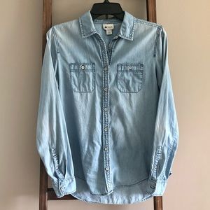 Stylus Denim Chambray Button Down Top